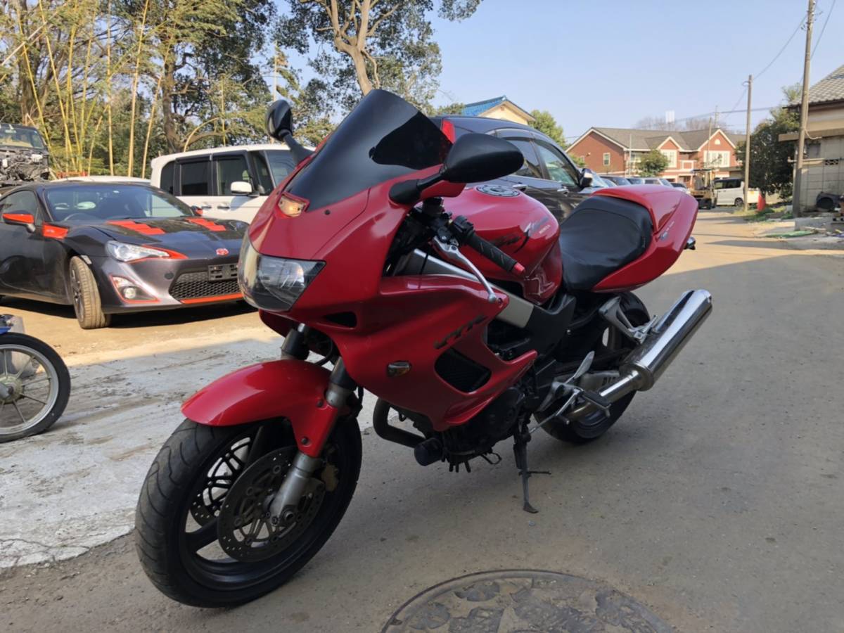 格安 VTR1000F セル始動 平成10年式 46074km SC36