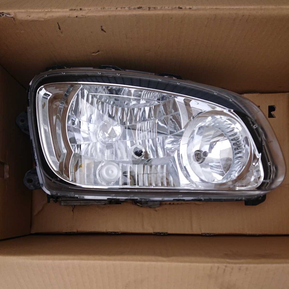22□純正 ヘッドライト 左 HID/キセノン□ローレル C35 クラブS