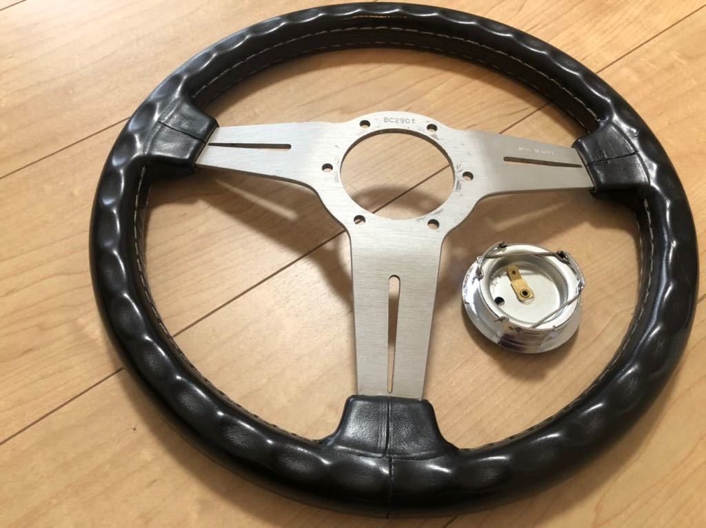 美品・刻印有ナルディ ステアリング クラシック シルバー 33φ 車用