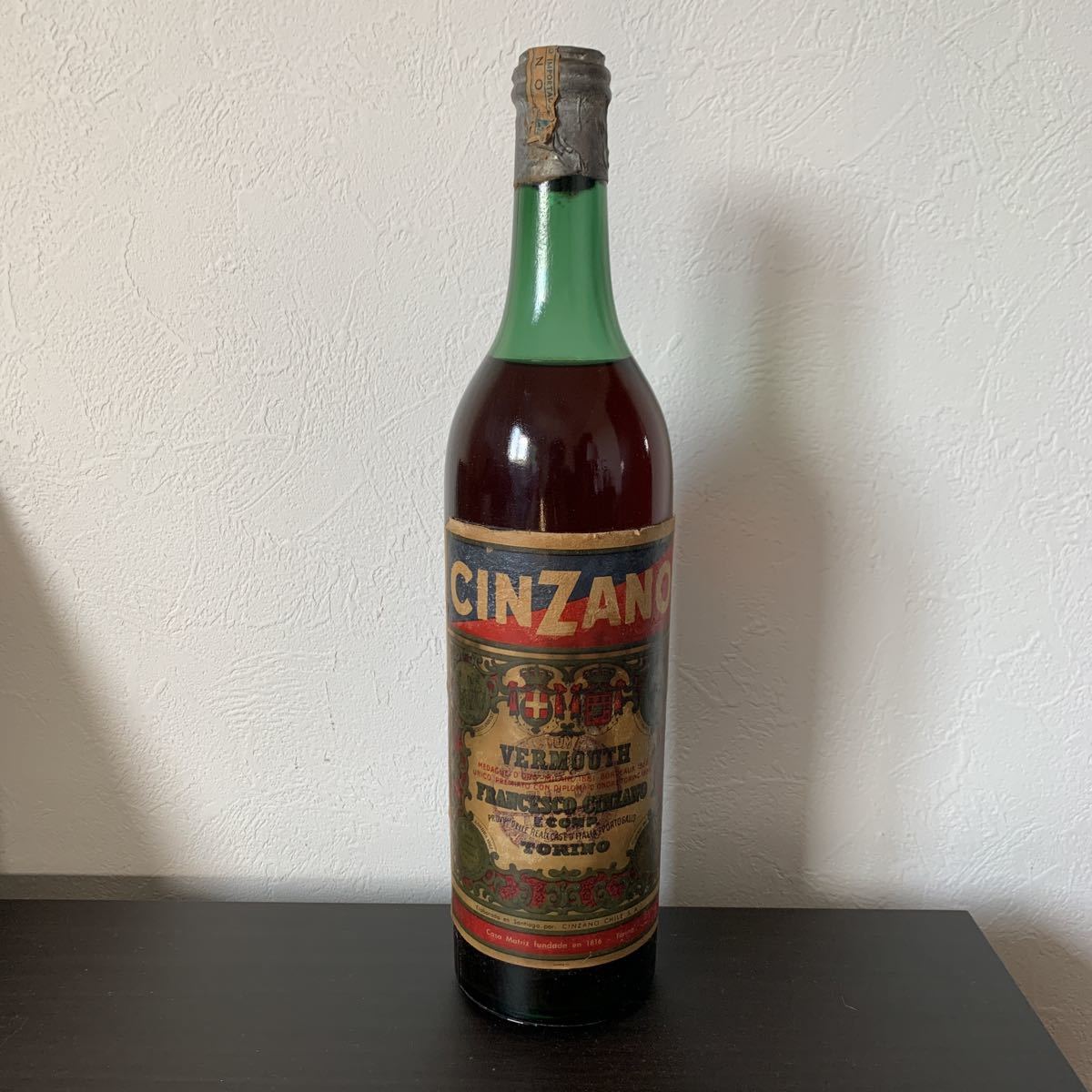  1956年物 CINZANO チンザノ シルバーキャップ オールドボトル(香草、薬草)｜売買されたオークション情報、yahooの商品情報をアーカイブ公開 - オークファン 香草、薬草