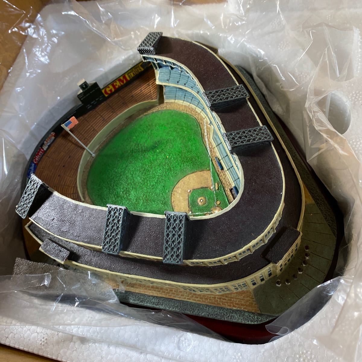 組み立て模型 MLB メジャーリーグ 3D ミニチュアスタジアム Mint社製 