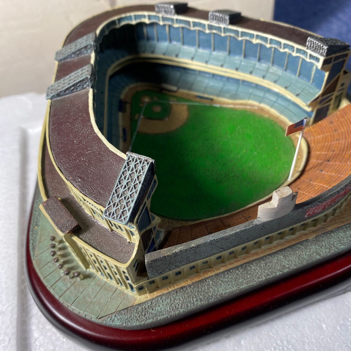 組み立て模型 MLB メジャーリーグ 3D ミニチュアスタジアム Mint社製 