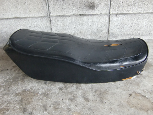 z400gp z550gp zgp z550f z400f 純正シート　ノーマル Z550GP Z400GP 純正 当時物 シート KAWASAKI 検/GPZ Z400FX Z550F