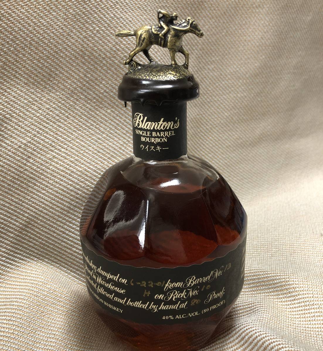 ブラントン ブラック 古酒 箱無し 1本750ｍL 宝酒造 バーボン ウイスキー モルト Blanton ブラントン 750ml ブラック 正規品6本ブラントン ブラントン黒シングルバレル750ml 1箱6本入り
