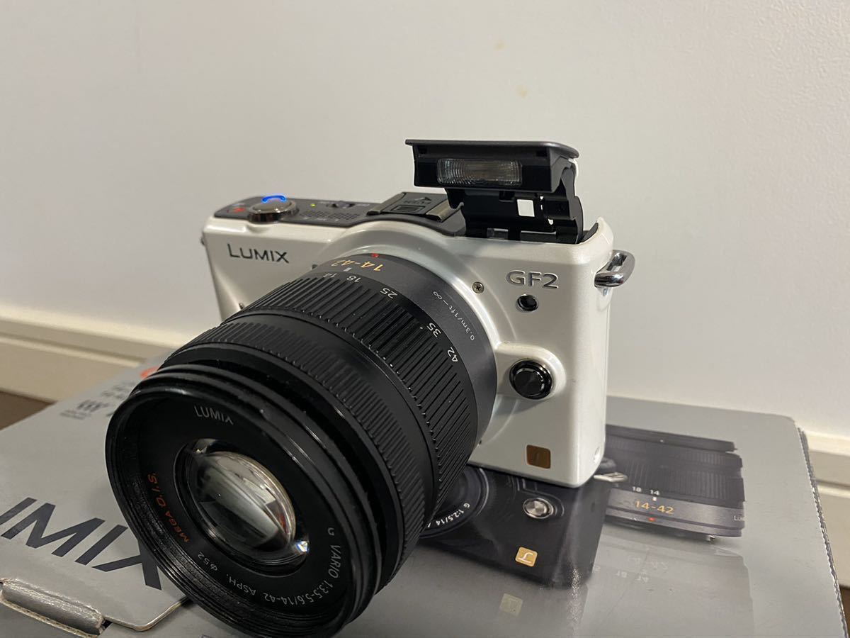 中古 Panasonic LUMIX GF2 レンズキット DMC-GF2 カメラ ミラーレス 