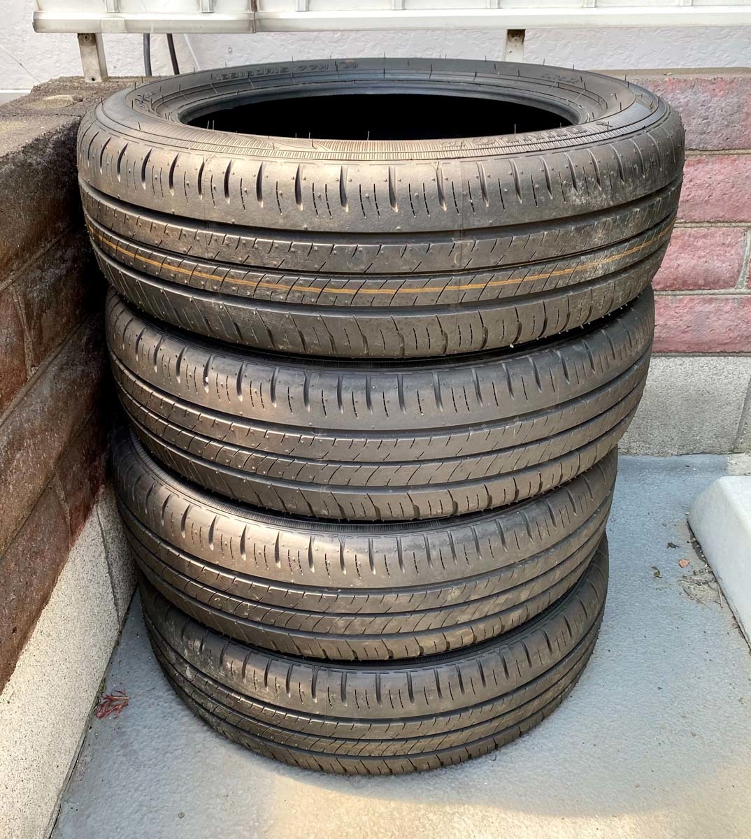 スズキ ハスラー純正タイヤ 4本 新車外し バリ山 DUNLOP 165/60/15