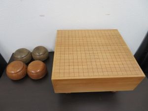 高級囲碁盤】碁石 碁笥セット ヘソ 足付き 蛤碁石 オマケ【碁石碁筒