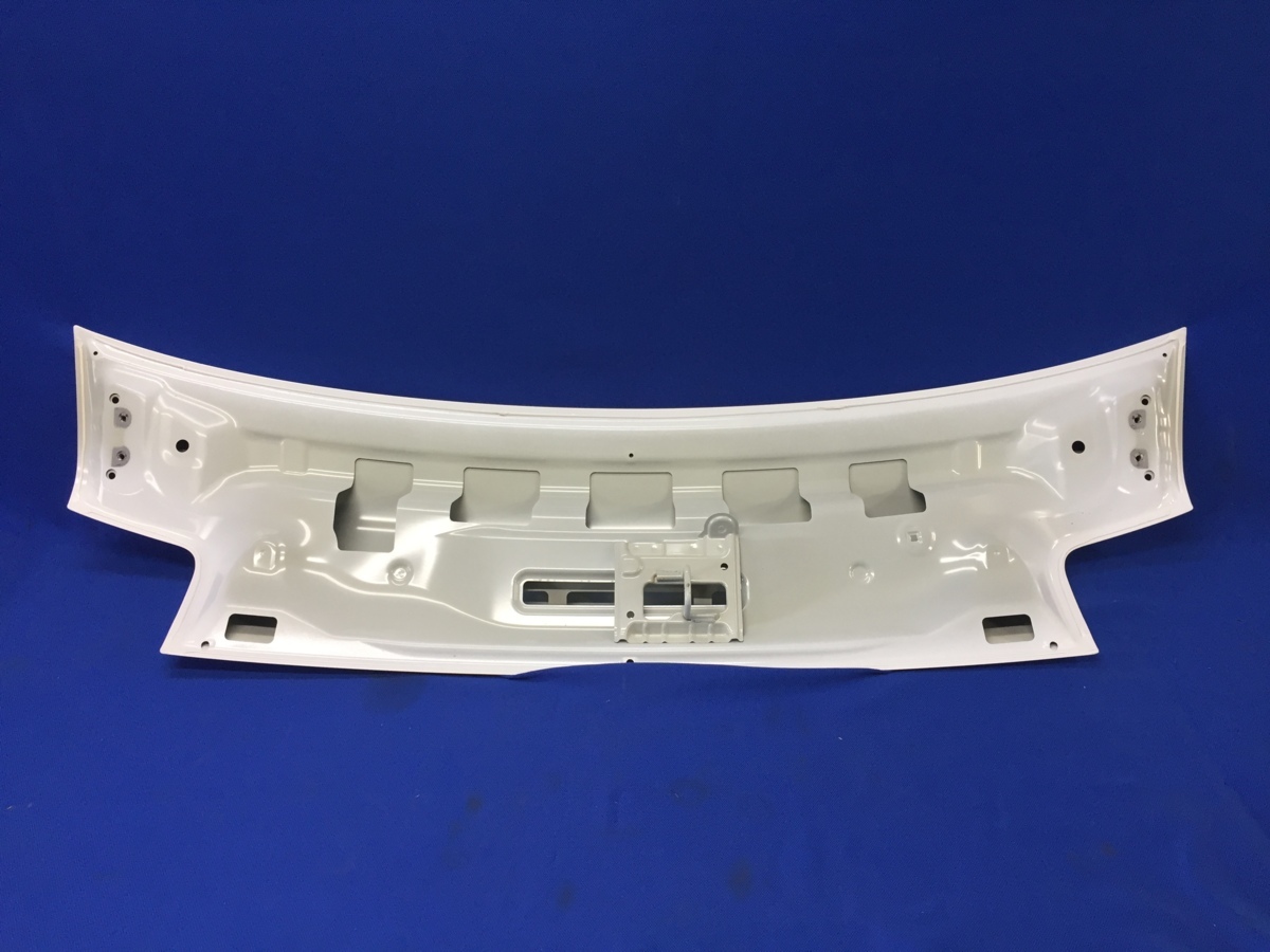 ボンネット 白 エブリィ DA17V 26U 58100-64P00 スズキ 新車外しスズキ