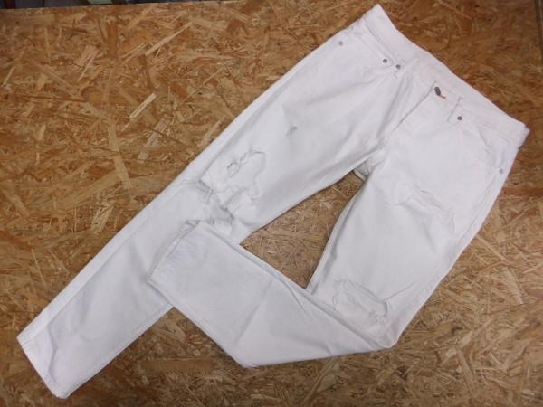 Denim H M エイチアンドエム メンズ ダメージ加工 クラッシュ ホワイトパンツ 白 サイズ33 ファストファッション ボトムス 売買されたオークション情報 Yahooの商品情報をアーカイブ公開 オークファン Aucfan Com