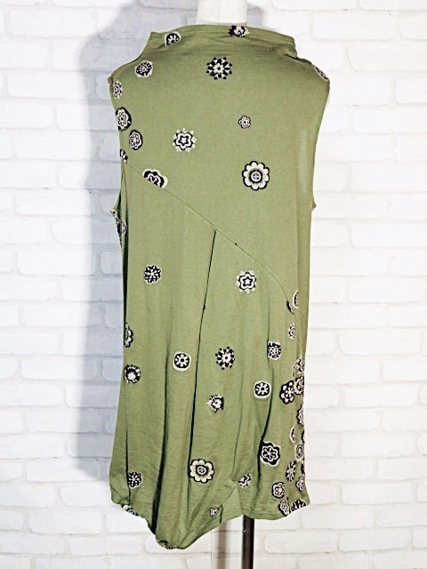 ☆美品☆慈雨/センソユニコ/モックネック ノースリーブチュニック：40