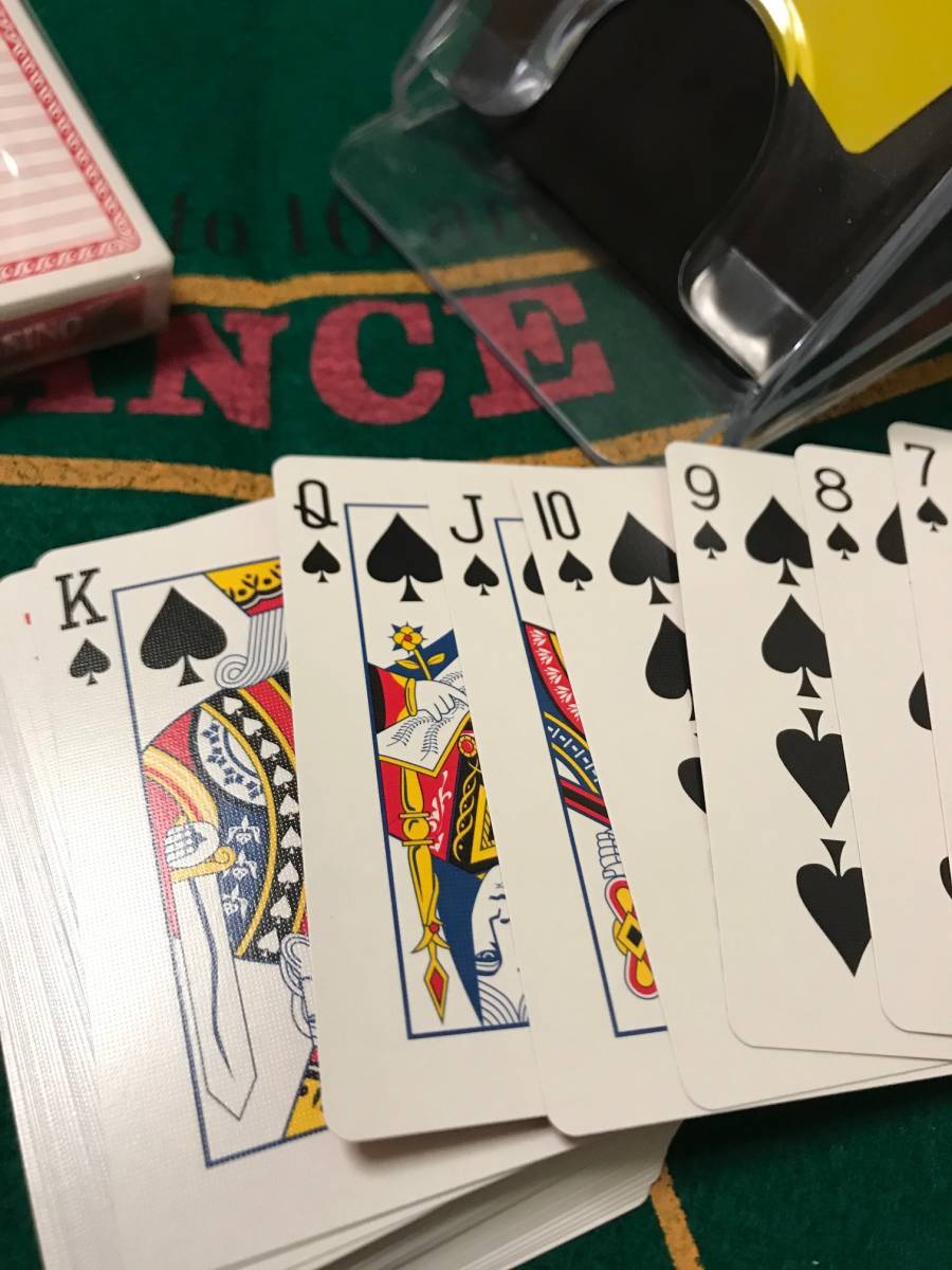 ブラックジャック Black Jack カジノ シューター カードシューター カットカード トランプ４個 品 トランプ 売買されたオークション情報 Yahooの商品情報をアーカイブ公開 オークファン Aucfan Com