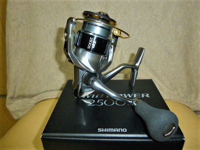 ☆シマノ ツインパワー 2500S 使用1回美品☆ 2500S - ツイン