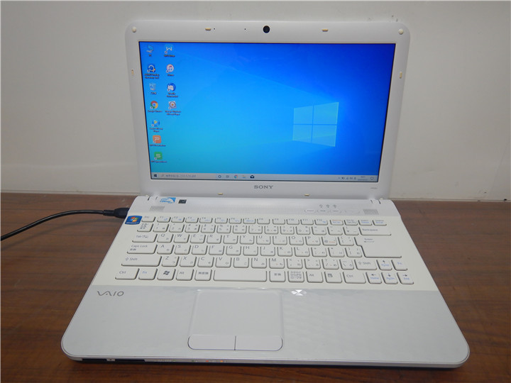 カメラ内蔵中古 14型 ノートPC Windows10 WPS Office 新品SSD256GB