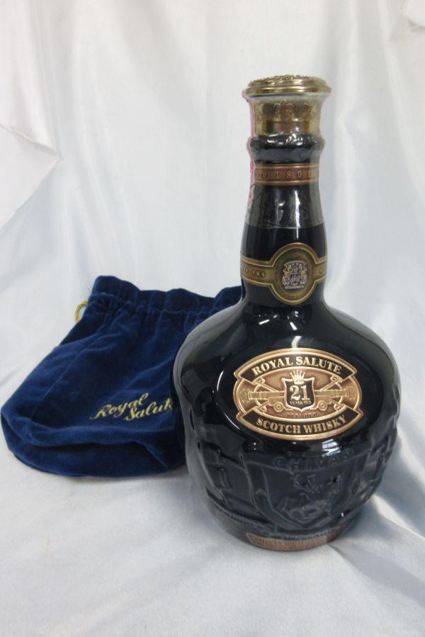 21年 ロイヤルサルート 陶器ボトル 青 ウイスキー 未開栓ROYAL 0 青