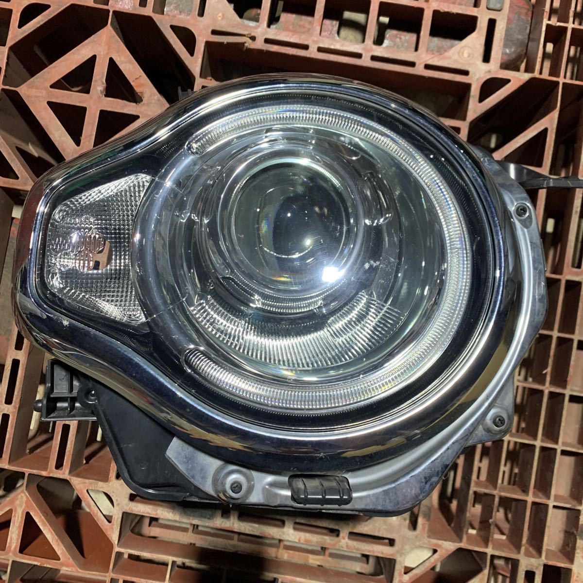 ハスラー MR41S MR31S スズキ 純正 HID | ヘッドライト ヘッド 右 [20