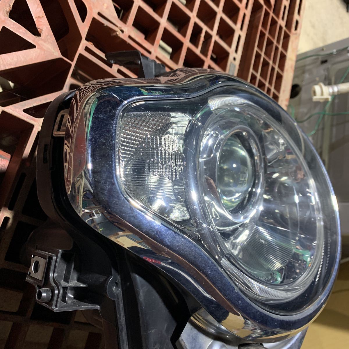 ハスラー MR41S MR31S スズキ 純正 HID | ヘッドライト ヘッド 右 [20