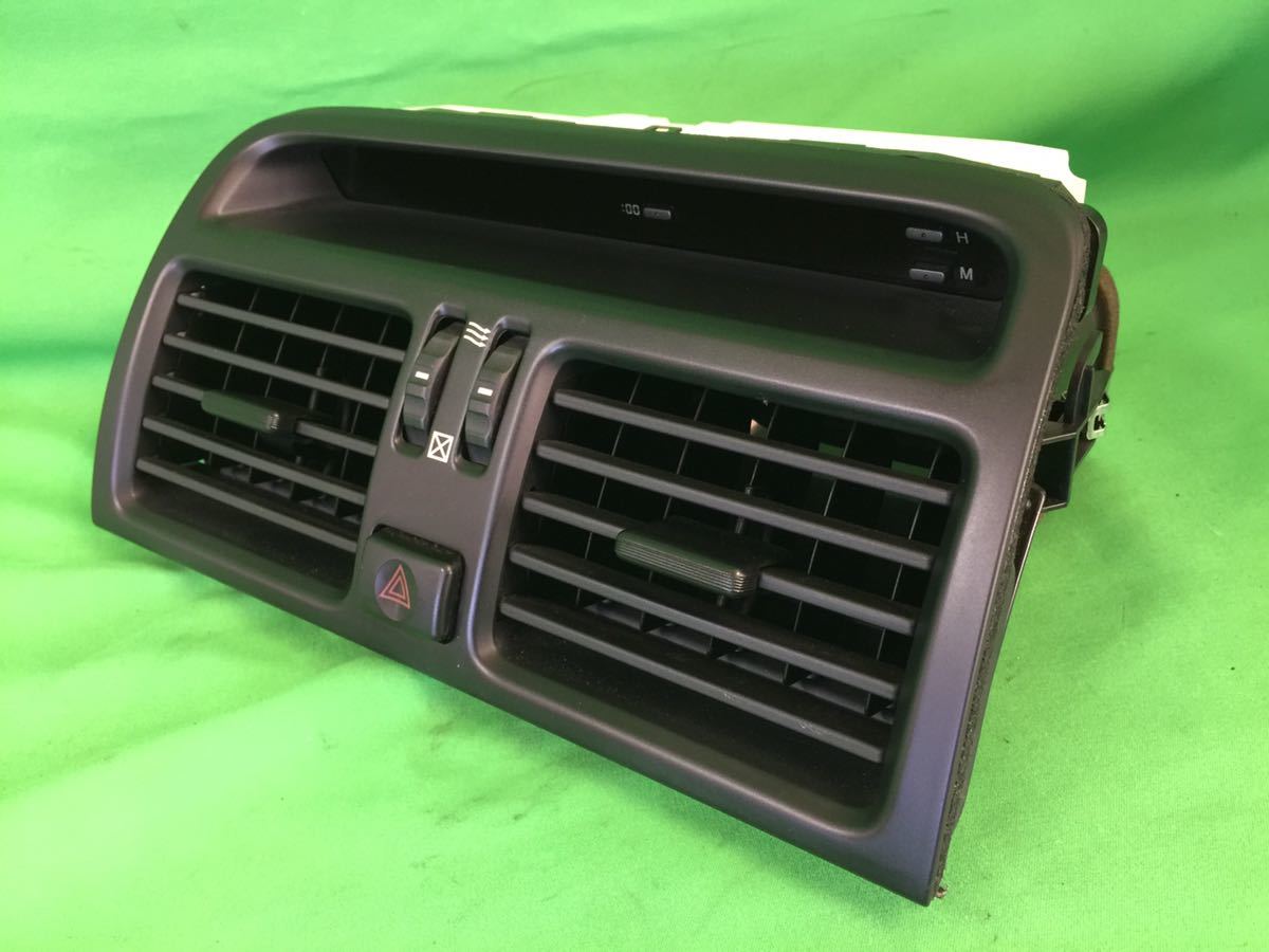 Q0118 中古 トヨタ セルシオ UCF20 UCF21 純正 エアコン吹き出し口 吹