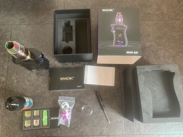SMOK 電子タバコ VAPE ベイプ 本体 バッテリ付き おまけリキッド付き 中古_2