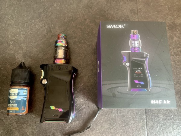 SMOK 電子タバコ VAPE ベイプ 本体 バッテリ付き おまけリキッド付き 中古_3