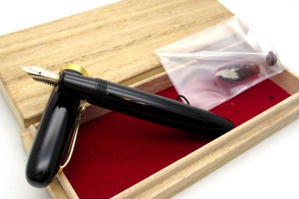 1000円スタート 手造万年筆 WARRANTED ワランテッド ペン先14KARAT PEN 1000円スタート 手造万年筆 WARRANTED ワランテッド ペン先14KARAT PEN
