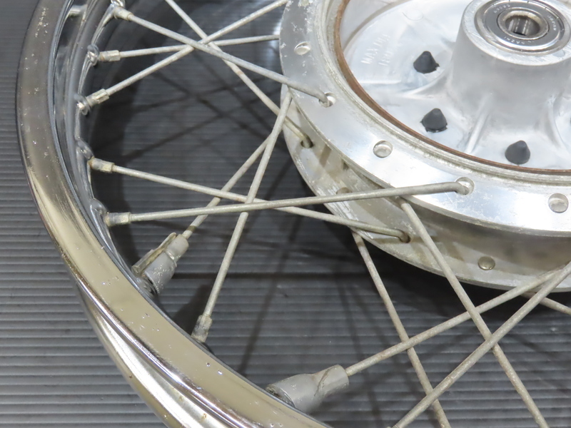 GS400 スズキ 純正リアホイール 110⁄90-17 GS450 TT100GP リヤホイール