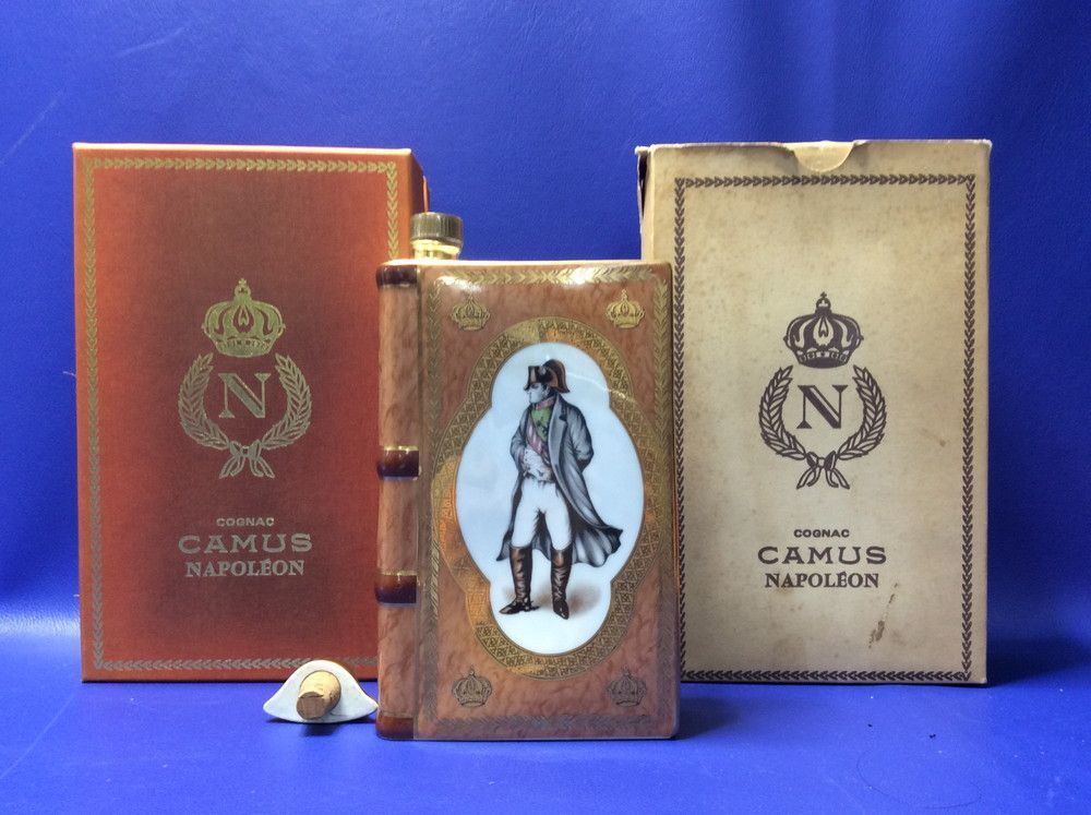 定番人気，お買い得 未開栓 CAMUS NAPOLEON ＢＯＯＫ ナポレオン 重さ約1.145kg ブックシリーズ カミュ 1 3109/宮竹店(カミュ)｜売買されたオークション情報、yahooの商品情報をアーカイブ公開 - オークファン コニャック