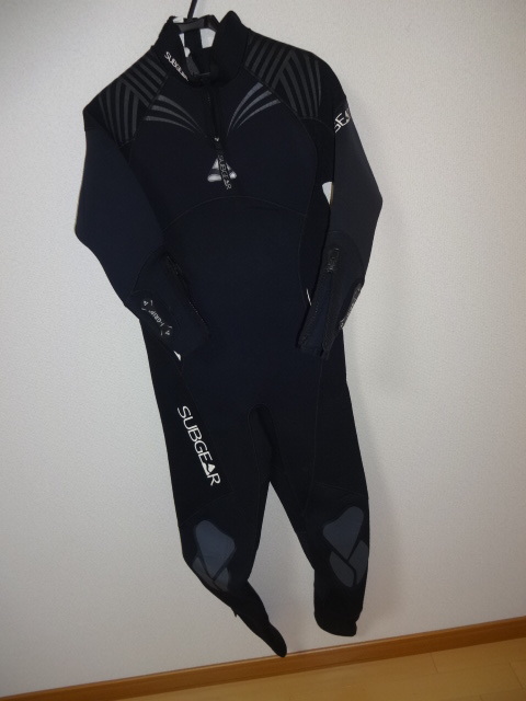 【本物保証，高品質】 SUBGEAR ワンピースウエット(男性用)｜売買されたオークション情報、yahooの商品情報をアーカイブ公開 - オークファン 男性用
