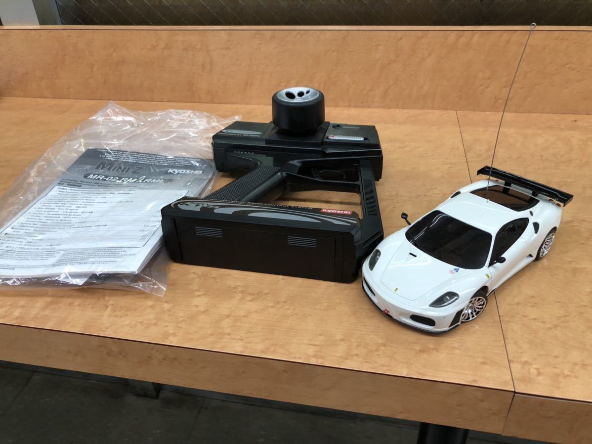 京商 1/27 ミニッツ MR-02RM フェラーリ F430GT テストカー ホワイト