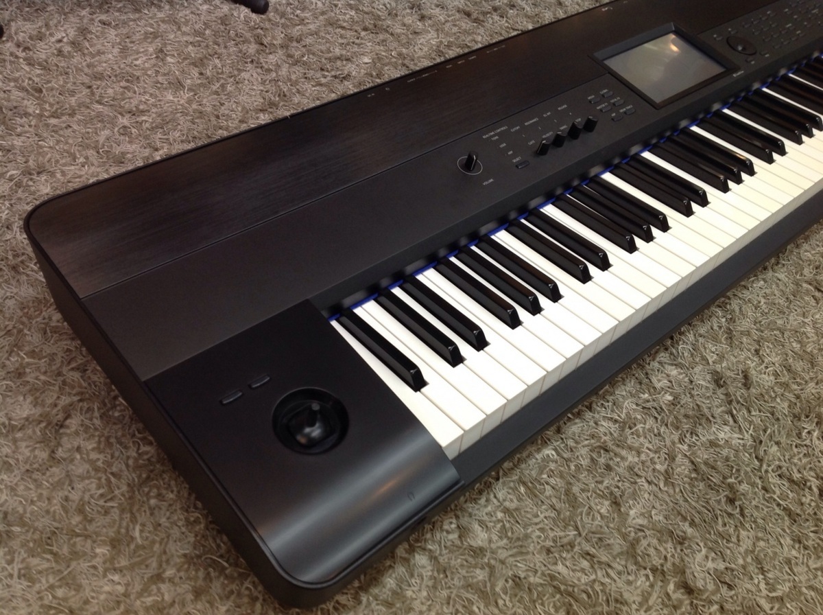 引取り限定)KORG ( コルグ ) KROME-88 EX 88鍵キーボード 