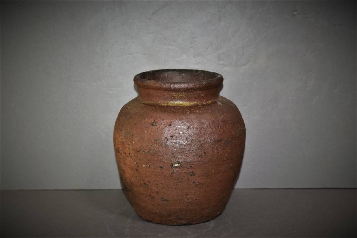 古備前うずくまる壺 鎌倉末期】 備前 日本の陶磁
