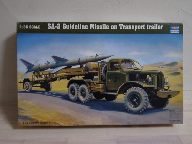 ☆トランぺッター1/35SA-2 誘導ミサイル/輸送車(イラク軍仕様)フル