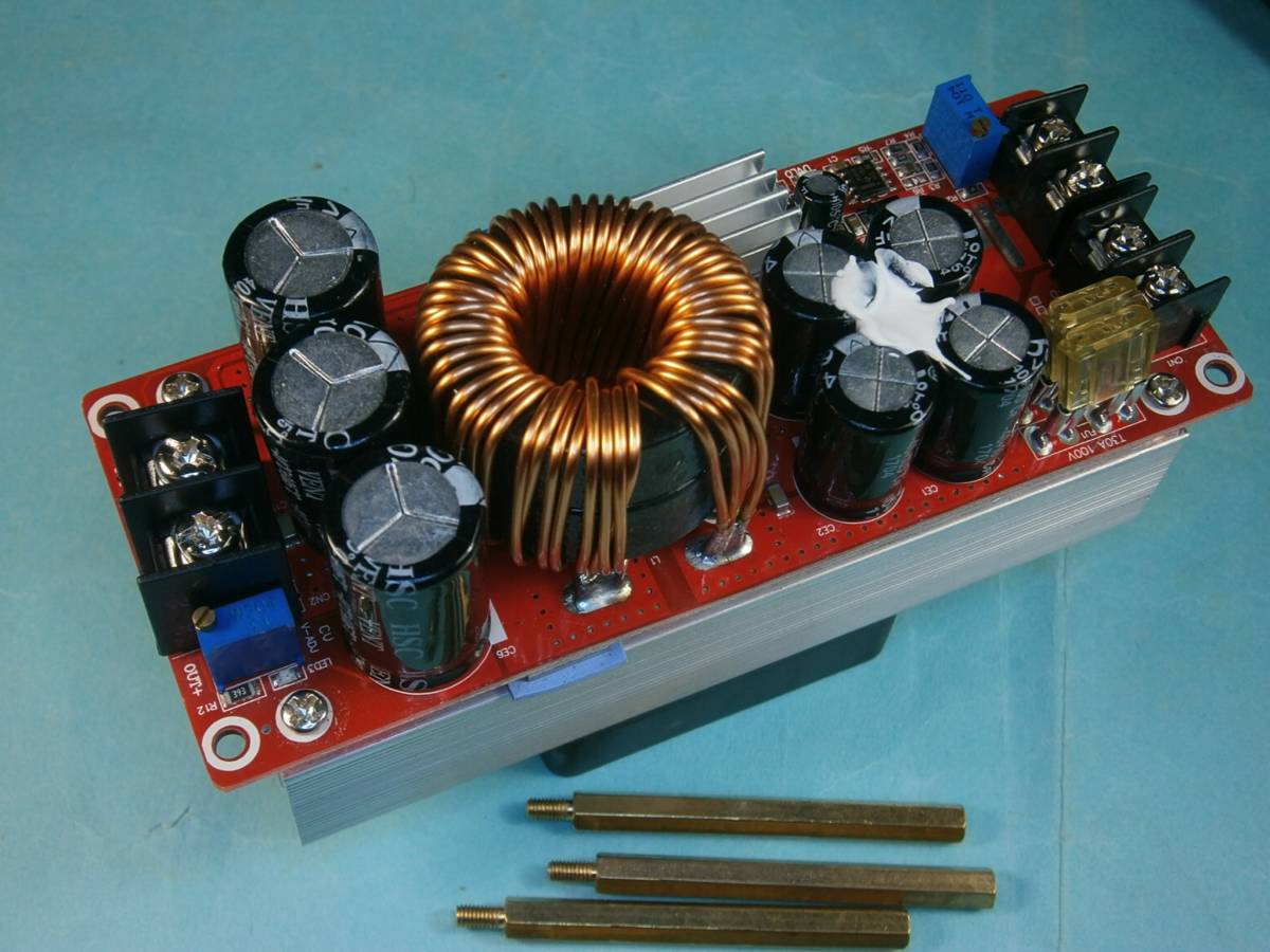 12Vを昇圧 大出力 1500W電圧ブースター CV CC 機能 【公式通販】