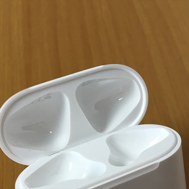 AirPods Pro Apple 公式通販 第2世代 - 右 Pro第2世代 typeC の通販