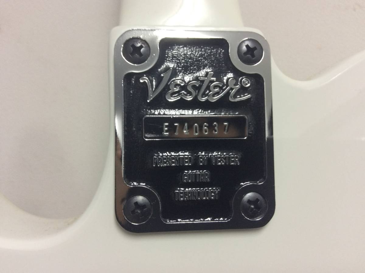 Vester Maniac エレキギター クリーム色 ヴィンテージ ジャンク