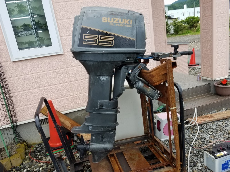  北海道函館 スズキ2スト船外機 ＤＴ５５馬力 エンジン始動品 訳有(50馬力～)｜売買されたオークション情報、yahooの商品情報をアーカイブ公開 - オークファン 50馬力～