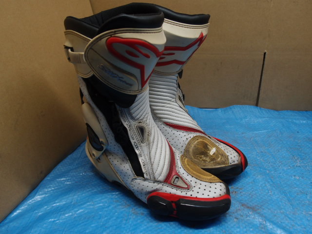alpinestars レーシングブーツ 倉庫内にて長期保管されていた部品☆彡