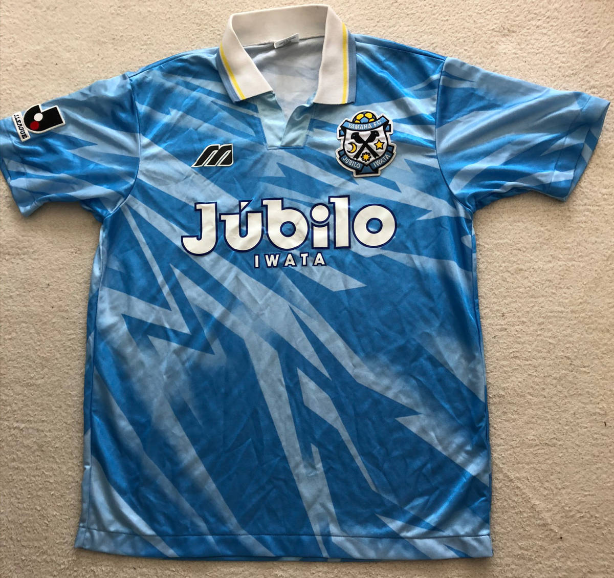 ジュビロ磐田ホームユニフォーム ミズノ Mizuno Jubilo Iwata サッカー Jリーグ チーム フットサル スポーツ Jリーグ 売買されたオークション情報 Yahooの商品情報をアーカイブ公開 オークファン Aucfan Com