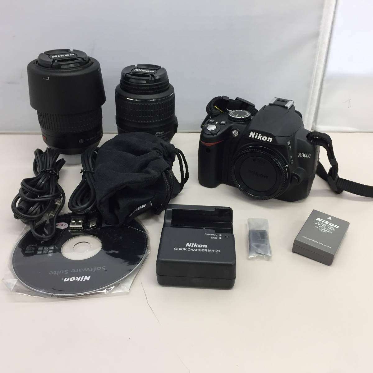 D3000 ニコン ダブルズームキット Nikon デジタル一眼レフカメラ 