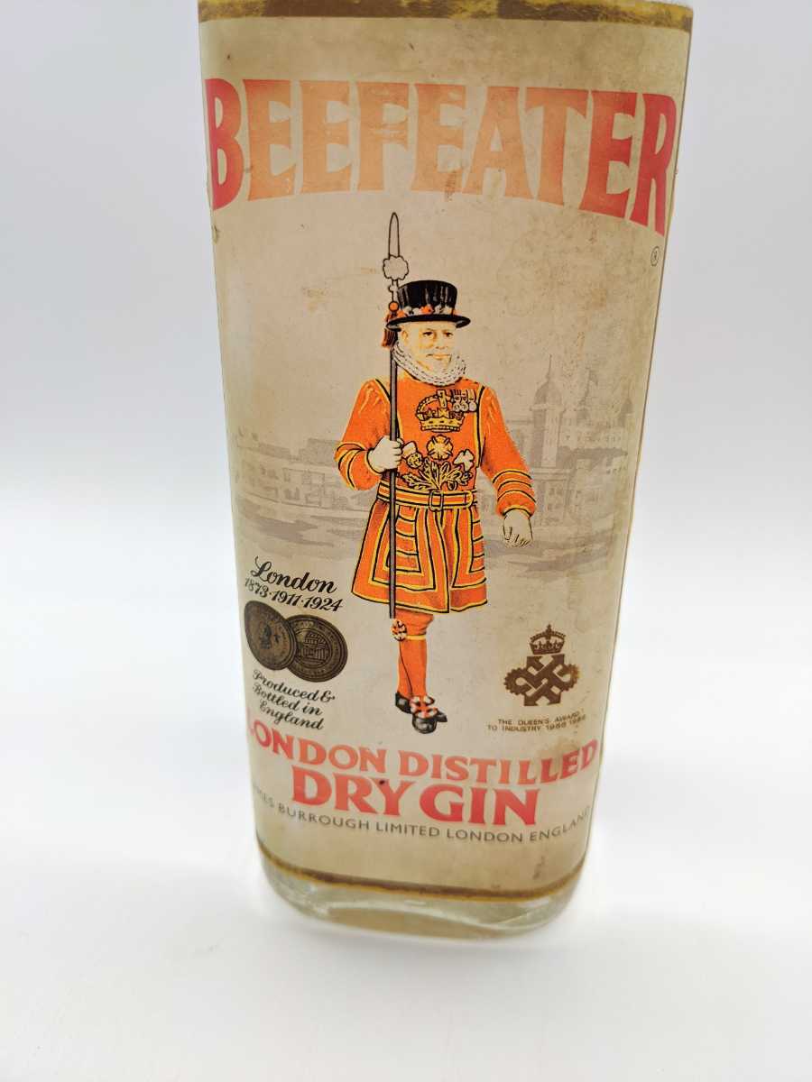 古酒 ドライ・ジン BEEFEATER 47度 760ml 従価 サントリー 輸入品 ☆未開封 ☆送料無料 BEEFEATER 従価 古酒 - 750ml GIN&frasl;ドライ・ジン&frasl;760ml