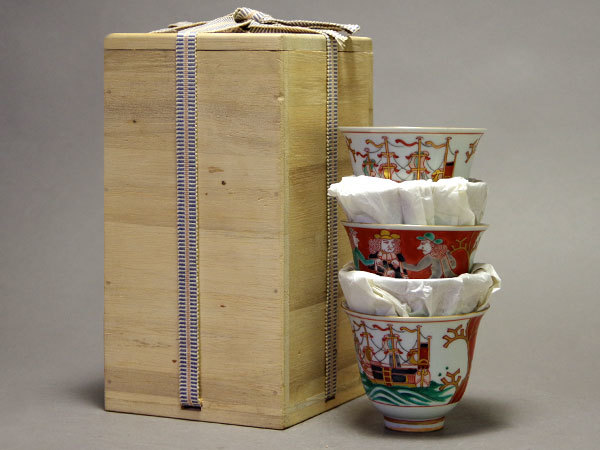 古伊万里 染付南蛮人画蓋物 伊萬里色絵蘭人蘭船図