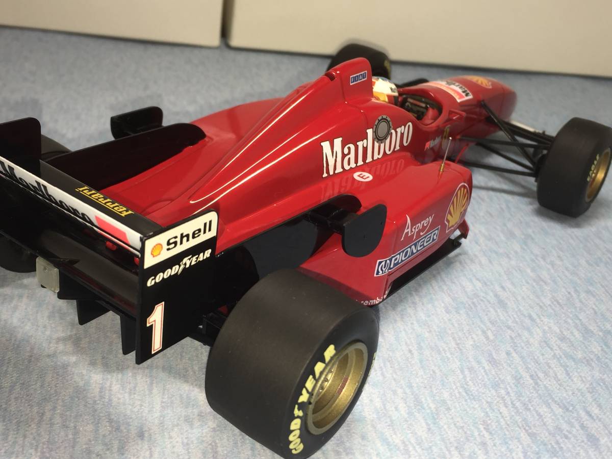 ミニチャンプス 1/18 フェラーリ F310 1996年 シューマッハ マルボロ