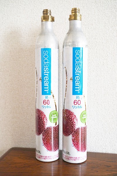 100%新品 sodastream ソーダストリーム 空 ガスシリンダー 60リットルｘ2本(その他)｜売買されたオークション情報、yahooの商品情報をアーカイブ公開 - オークファン その他