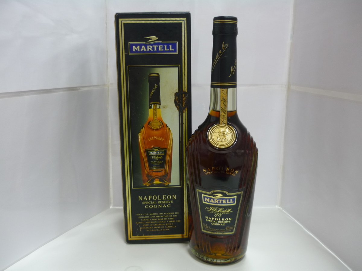  古酒 マーテル MARTELL メダイヨン ナポレオン MEDAILLON NAPOLEON ブランデー コニャック 700ml/40％ sk1094(マーテル)｜売買されたオークション情報、yahooの商品情報をアーカイブ公開 - オークファン コニャック