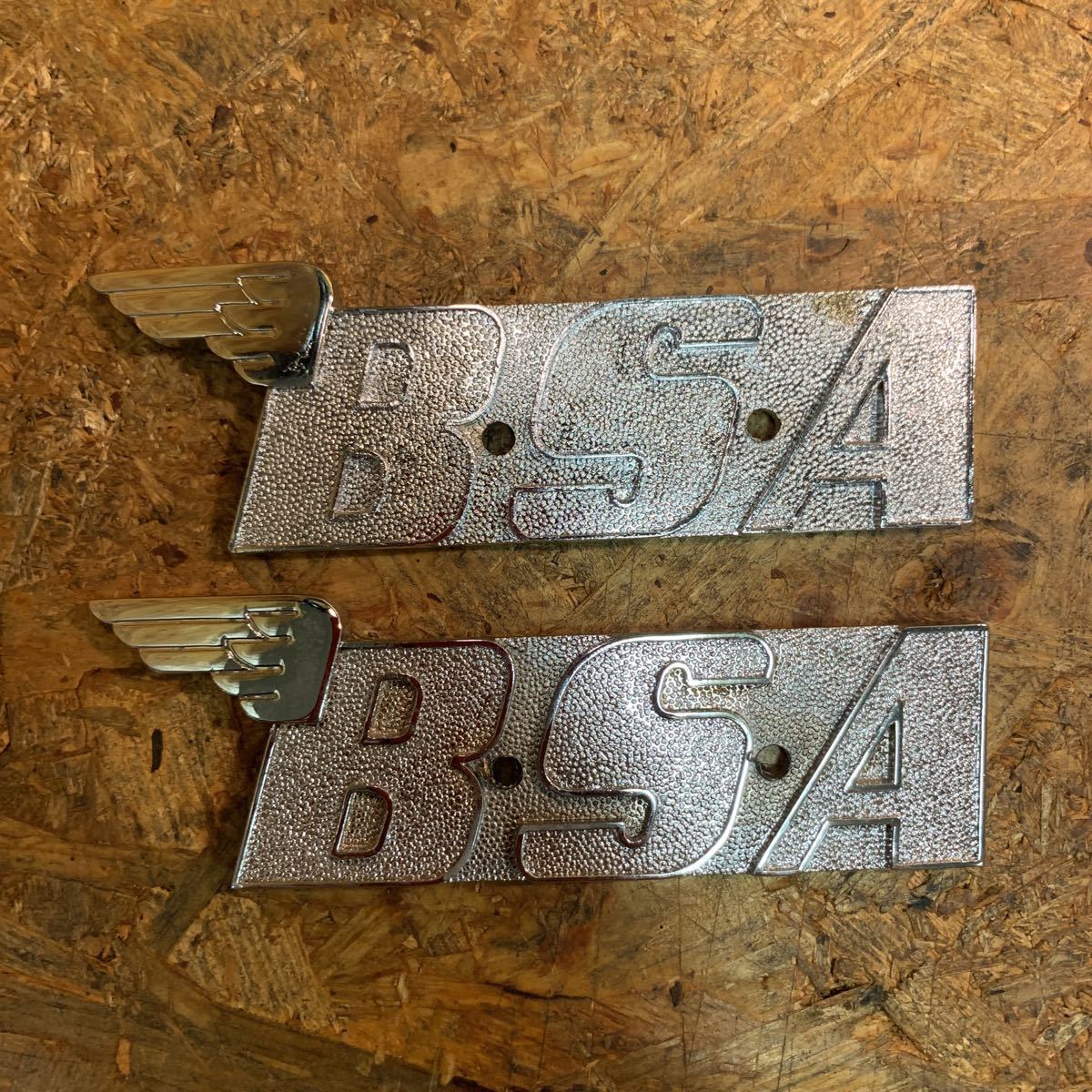 BSA A65 A70 タンクバッジ オイルイン　ビンテージ　英車 BSA Tank ビンテージ BADGES CHROME 1971-72