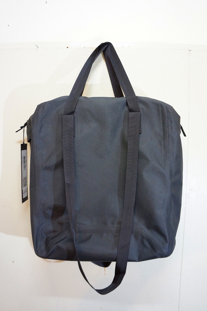 最安値，限定セール 定番 ARC&rsquo;TERYX VEILANCE アークテリクス ヴェイランス Seque Tote シーク トート バッグ ショルダー 2way 黒 国内正規 本物811K(アークテリクス)｜売買されたオークション情報、yahooの商品情報をア アークテリクス