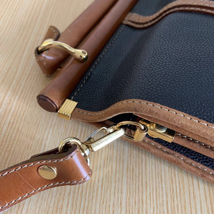 Prego プレーゴ ショルダーバッグ カーキ PVC レザー 斜め掛け PREGO 