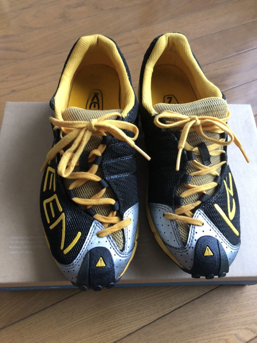 新作登場，安い keen トレランシューズ ランニング(26.0cm)｜売買されたオークション情報、yahooの商品情報をアーカイブ公開 - オークファン 26.0cm