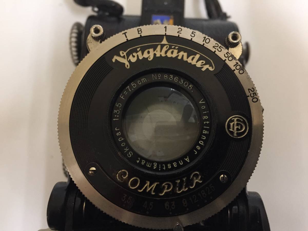 〇552068 【希少】Voigtlander VIRTUS　フォクトレンダー　ヴィルタス　SKOPAR　1：3.5　7.5ｃｍ　蛇腹カメラ