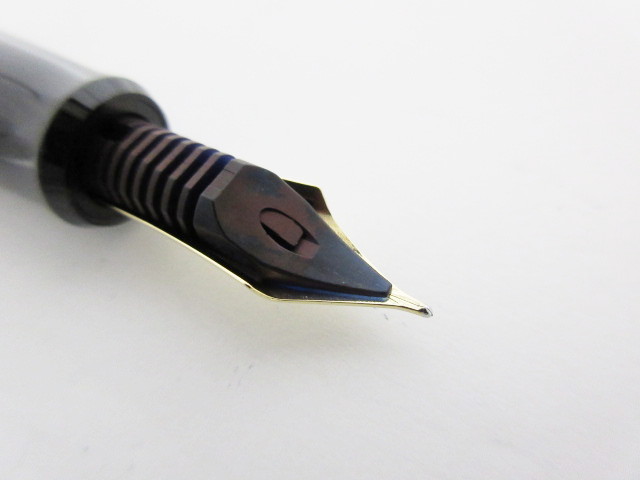 文房具・事務用品 パイロット日本製 14K 美品 PILOT 万年筆 箱付 モス