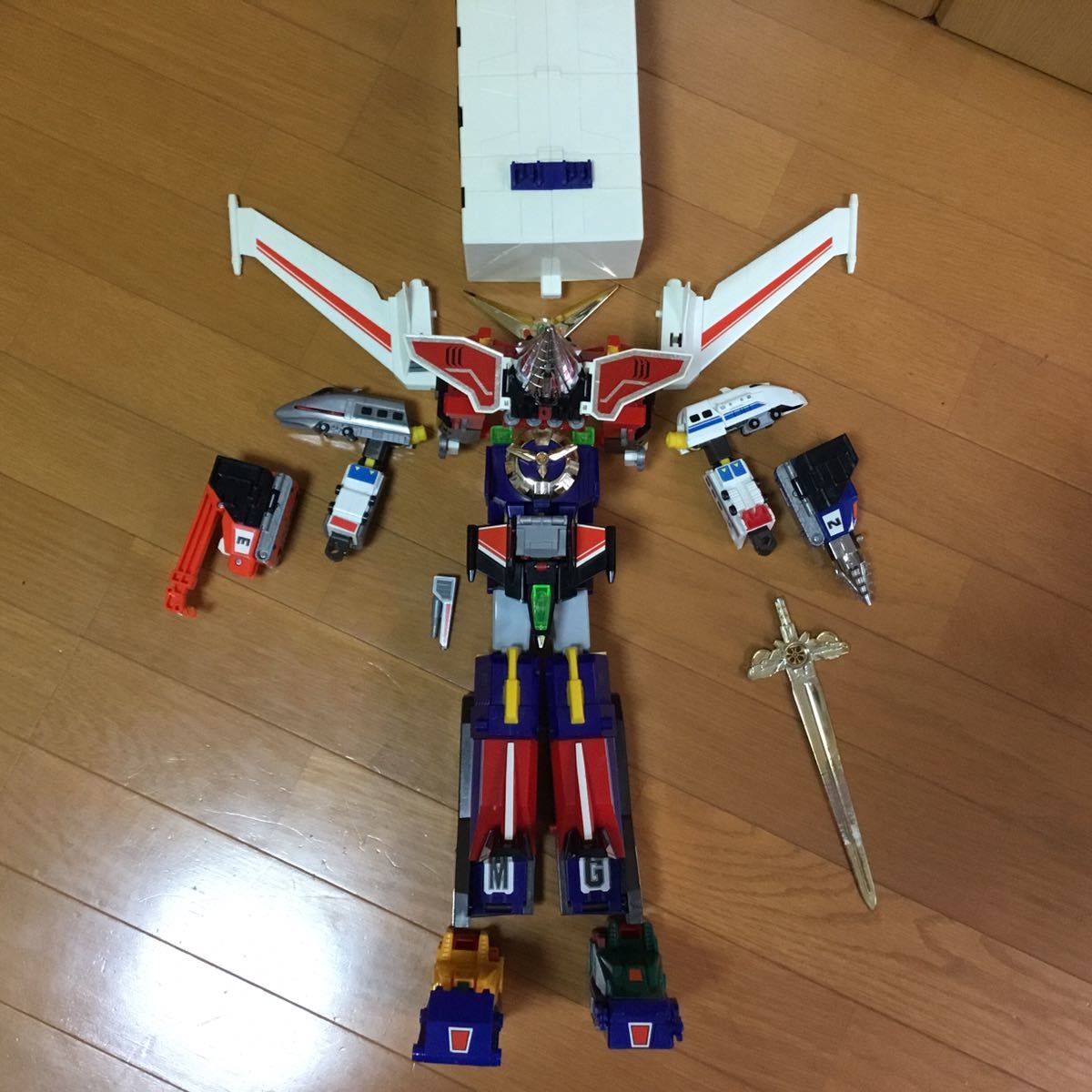 勇者特急 マイトガイン Dx グレート 合体 検 おもちゃ ロボット 勇者 スーパー戦隊 タカラ Transformers ダ ガーン 当時物 カイザー ロボットヒーロー 売買されたオークション情報 Yahooの商品情報をアーカイブ公開 オークファン Aucfan Com